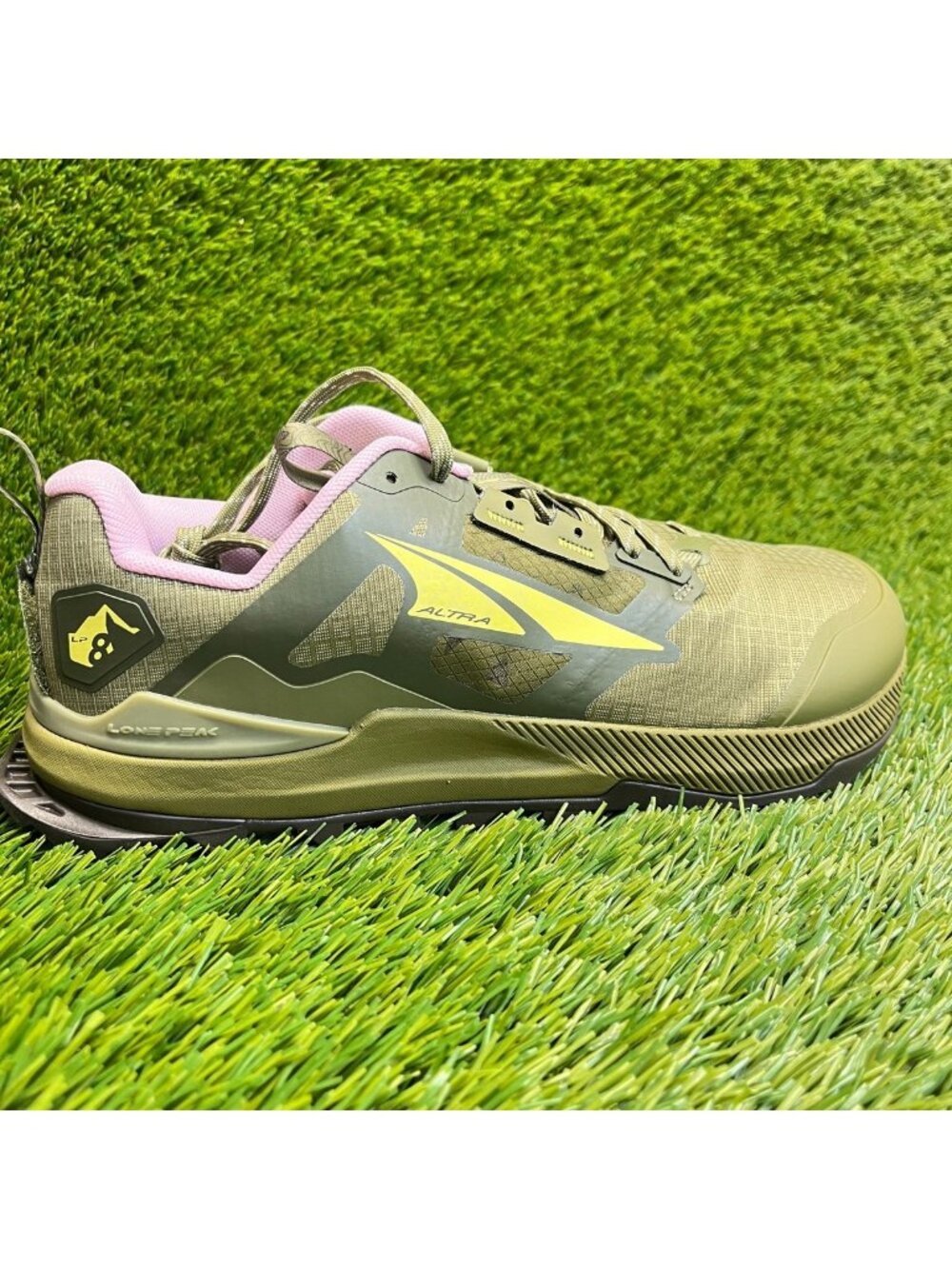 Altra Lone Peak 8 Womens Size 8.5 Green Trail Running Hiking Shoes Sneakers